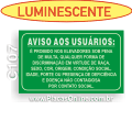 C107 - Placa proibido discriminação em elevadores (Fotoluminescente)