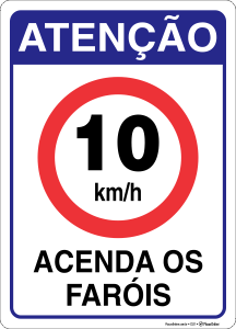 Placa de Atenção em garagem com pouca luminosidade